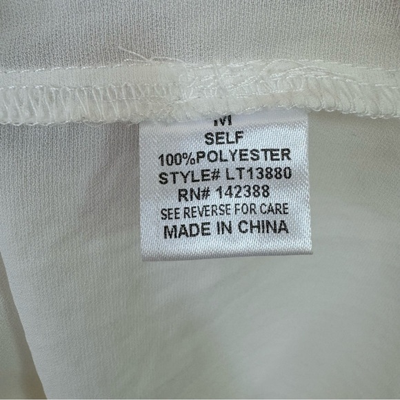 Button Up Blouse - Picture 5 of 6